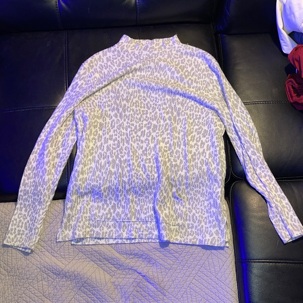 Adorable cheetah print long sleeve